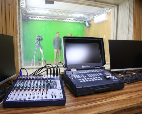 Studio 4